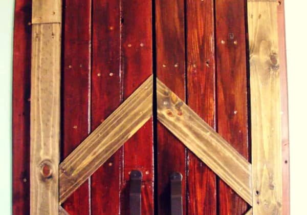 Using Your Old Pallets to Build a Barn Door