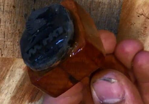 1001pallets.com-video-tutorial-make-your-own-custom-pallet-wood-stamp-01