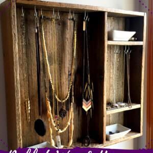 1001pallets.com-wall-mounted-jewelry-box-02