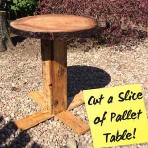 1001pallets.com-wood-slice-pallet-table-will-leave-them-envious-02