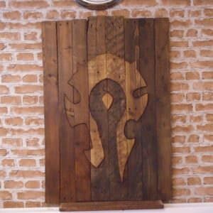 1001pallets.com-world-of-warcraft-horde-wall-battle-standard